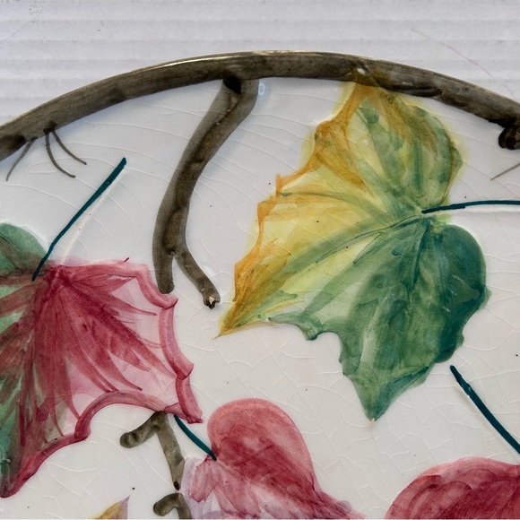 Vintage Italian hand painted Ceramic Leaf/ Decorative Plate - Picture 5 of 11